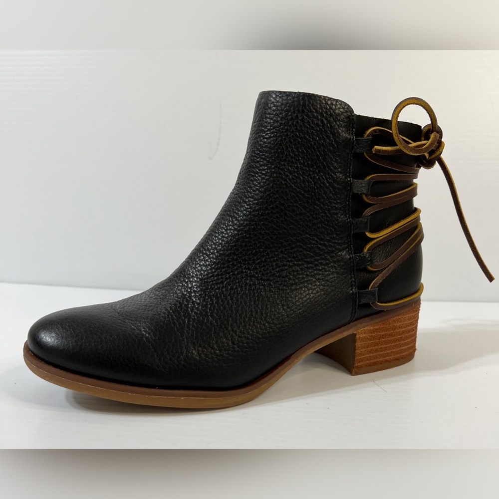 Korks Belaya Women’s Leather Boots Black Size 7.5